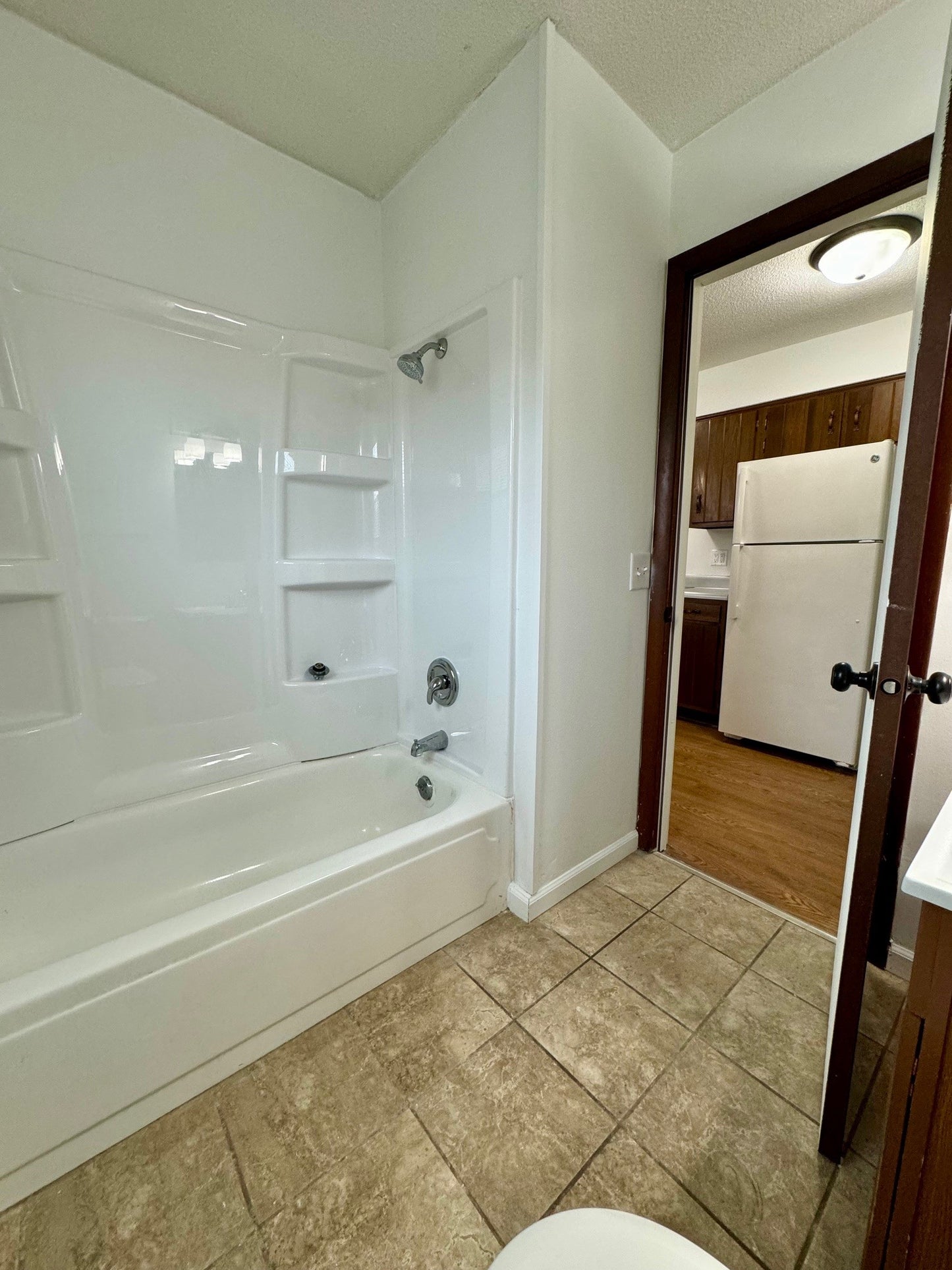 1 Bedroom 1st Floor Apartment w/Laundry