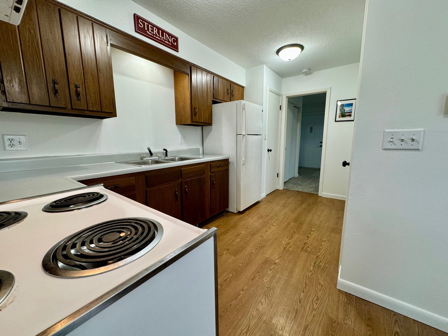 1 Bedroom 1st Floor Apartment w/Laundry