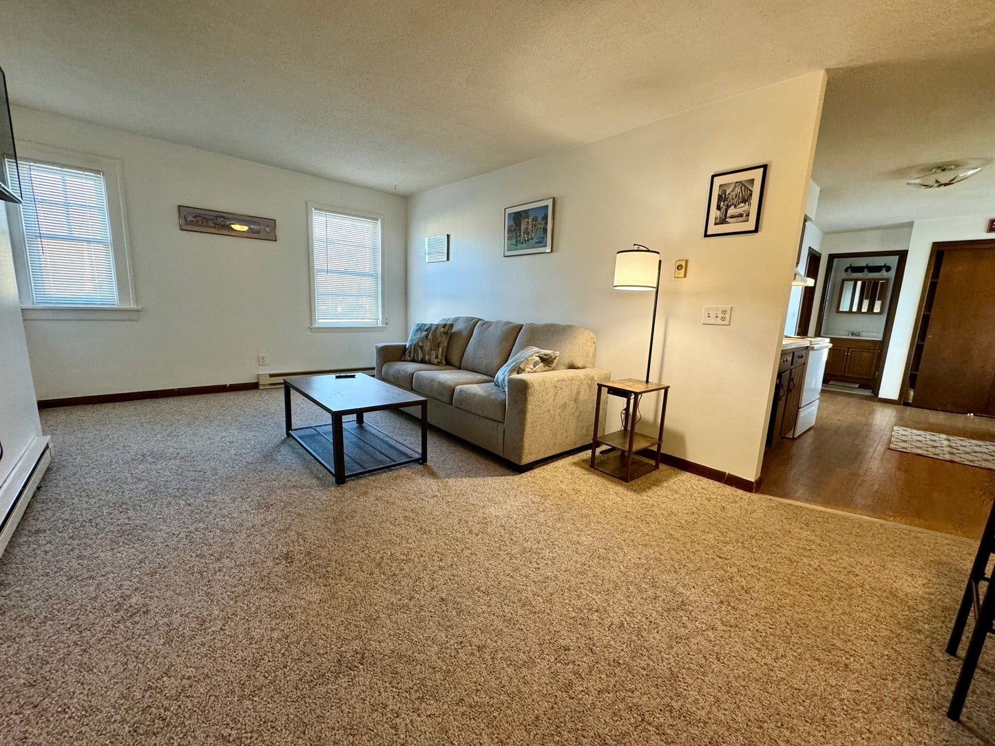 2nd Floor 2 Bedroom 1 Bath Apartment